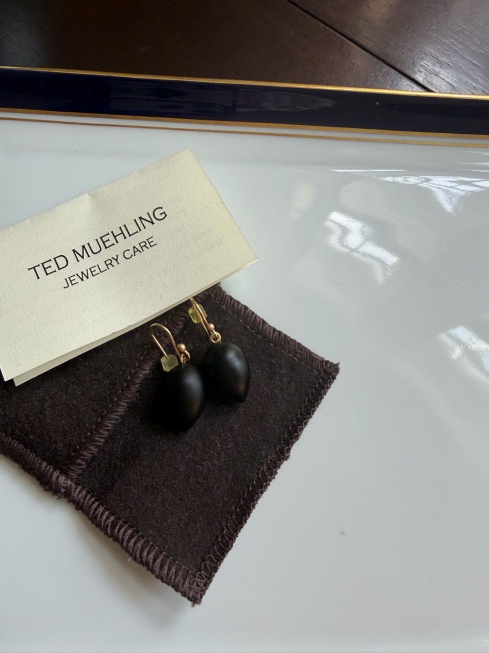 Ted Muehling Frosted Black Onyx Acorn earrings Stunning! - Picture 4 of 7